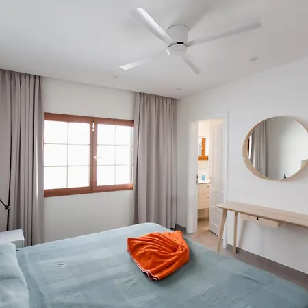 Villa 3 Bedroom Venus Jupiter And Neptune With Private Heated Pool Puerto del Carmen (Lanzarote)