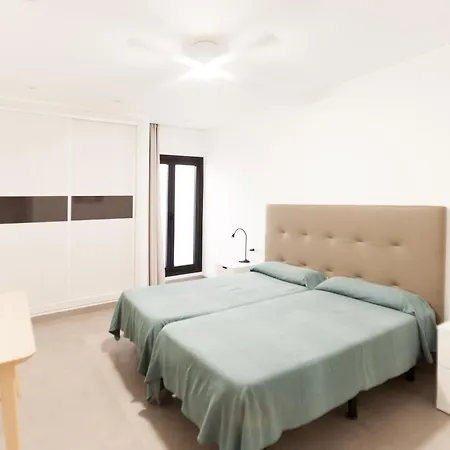 Villa 3 Bedroom Venus Jupiter And Neptune With Private Heated Pool Puerto del Carmen (Lanzarote)