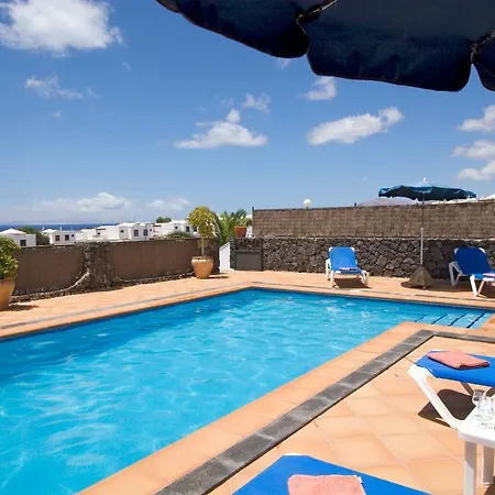 3 Bedroom Venus Jupiter And Neptune With Private Heated Pool Puerto del Carmen (Lanzarote)