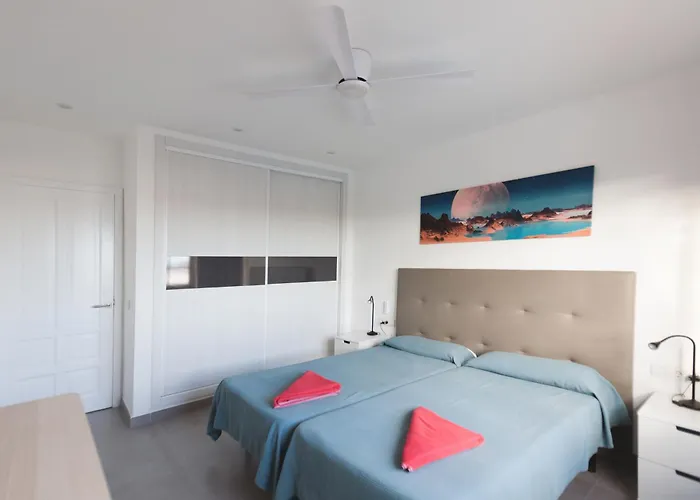 3 Bedroom Venus Jupiter And Neptune With Private Heated Pool *